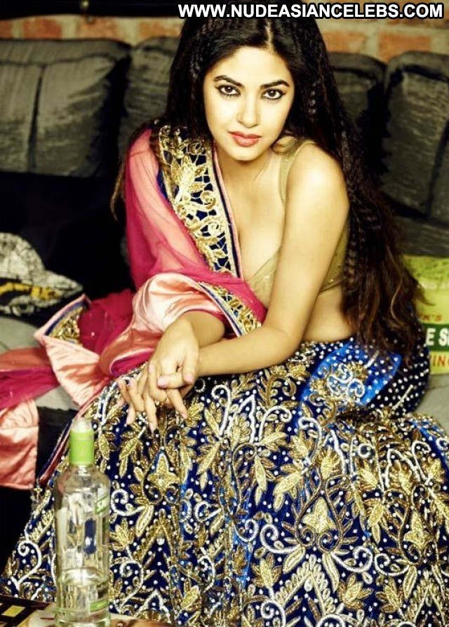 Meera Chopra Miscellaneous Stunning Asian Beautiful Celebrity