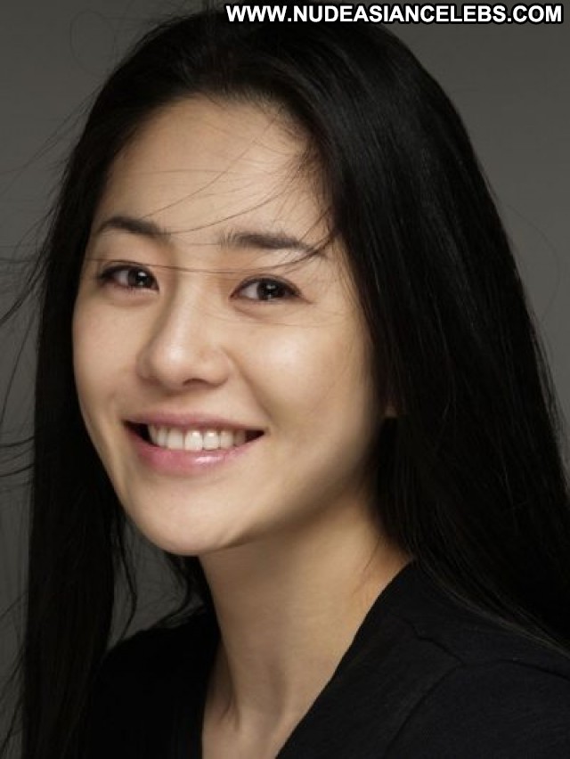 Go Hyun Jung Queen Seondeok Hot Sultry Pretty Cute Asian Brunette