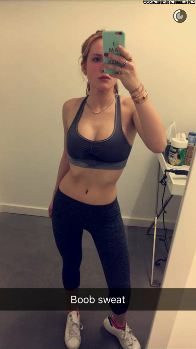 Bella Thorne Babe Bra American Yoga Pants Celebrity Sexy Wet Posing