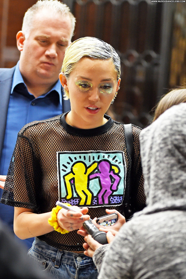 Miley Cyrus American Celebrity Shirt See Thru Posing Hot Babe