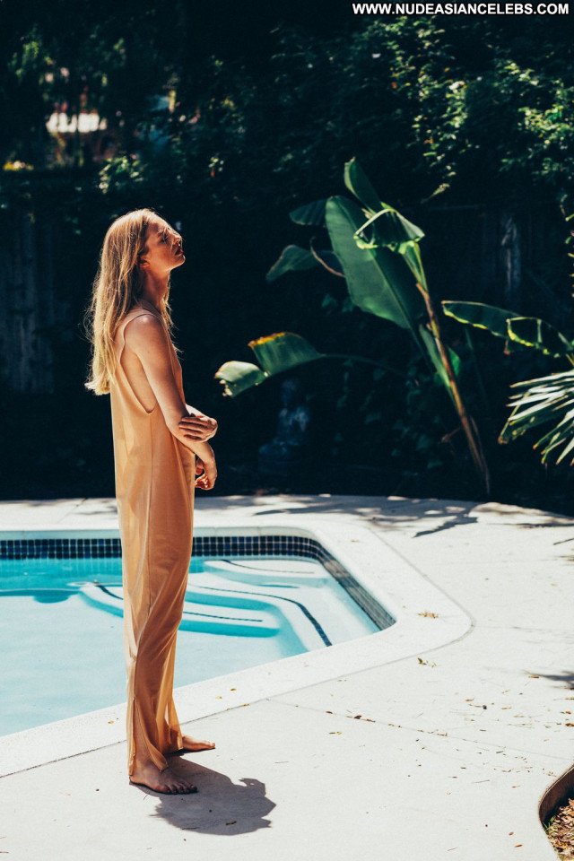 Alice Cornish Aaron Feaver Toples Posing Hot Sexy Sex Model Pool