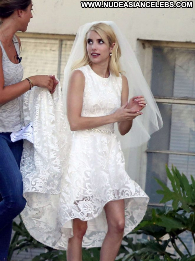 Emma Roberts A Wedding Celebrity Babe Beautiful Wedding Posing Hot