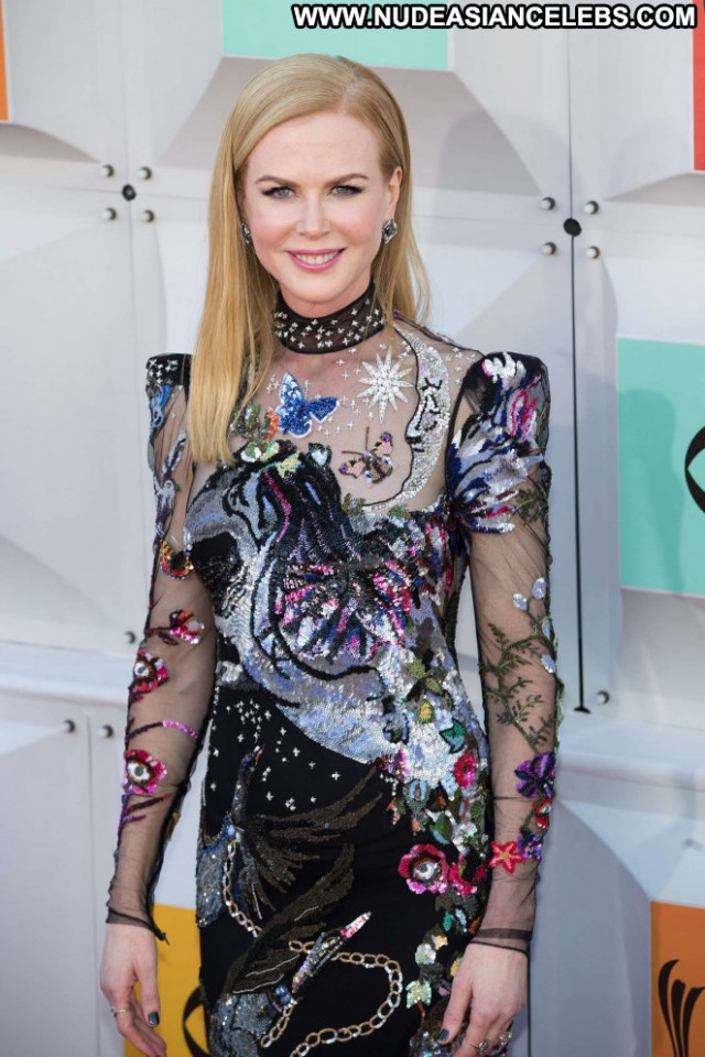 Nicole Kidman Las Vegas Awards Babe Celebrity Beautiful Posing Hot