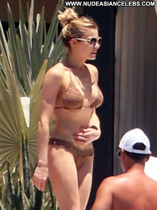 Leann Rimes Babe Posing Hot Beautiful Paparazzi Bikini Mexico
