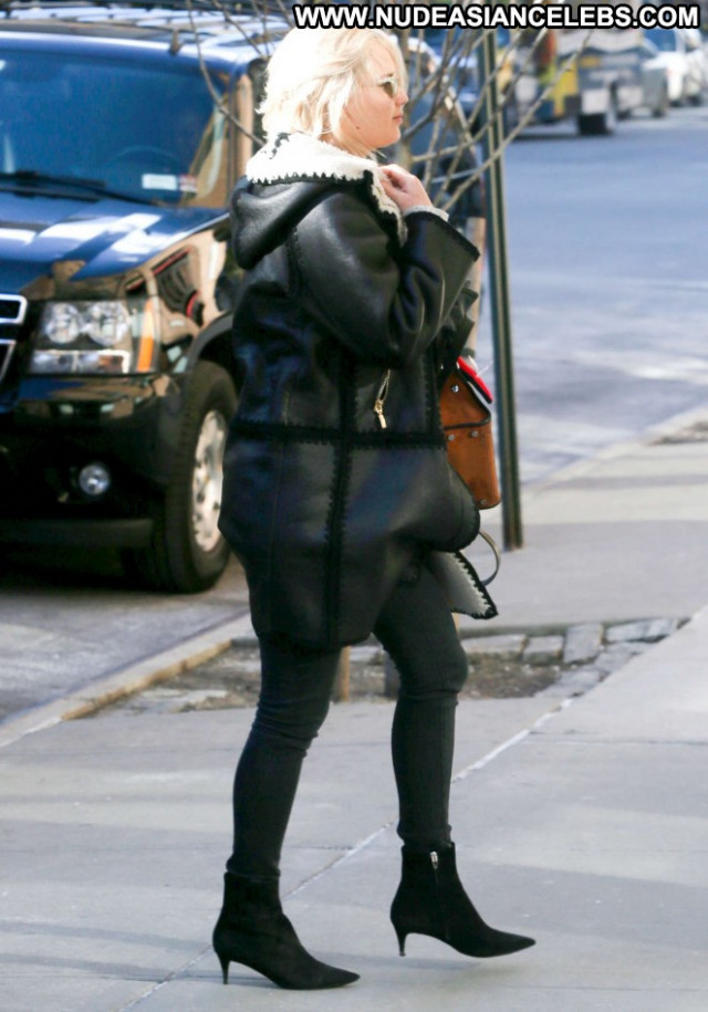 Jennifer Lawrence Hot Beautiful Nyc Posing Hot Paparazzi Celebrity