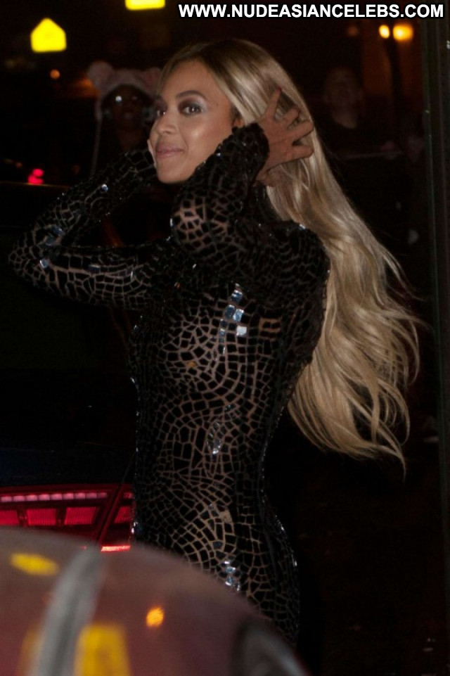 Beyonce Celebrity Beautiful Nyc Party Babe Paparazzi Posing Hot