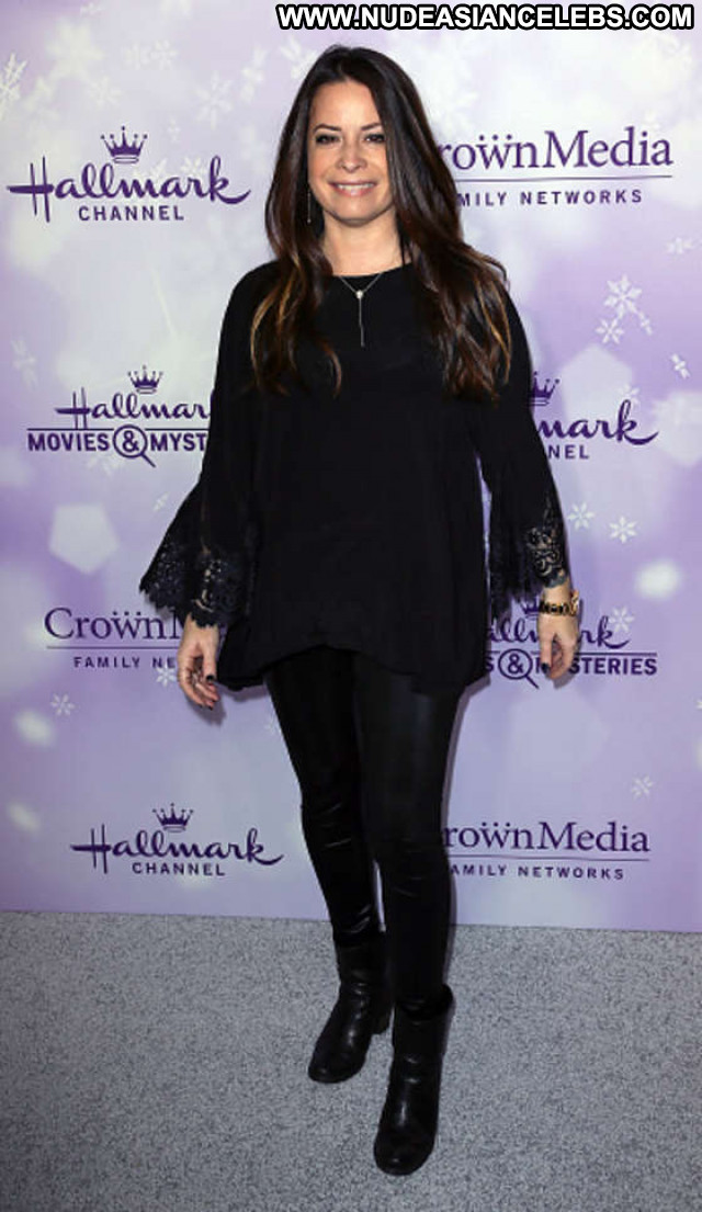 Holly Marie Combs Party Posing Hot Winter Paparazzi Babe Celebrity