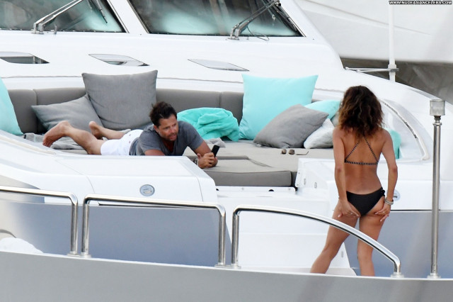 Brooke Burke No Source American Old Actress Beautiful Celebrity Yacht