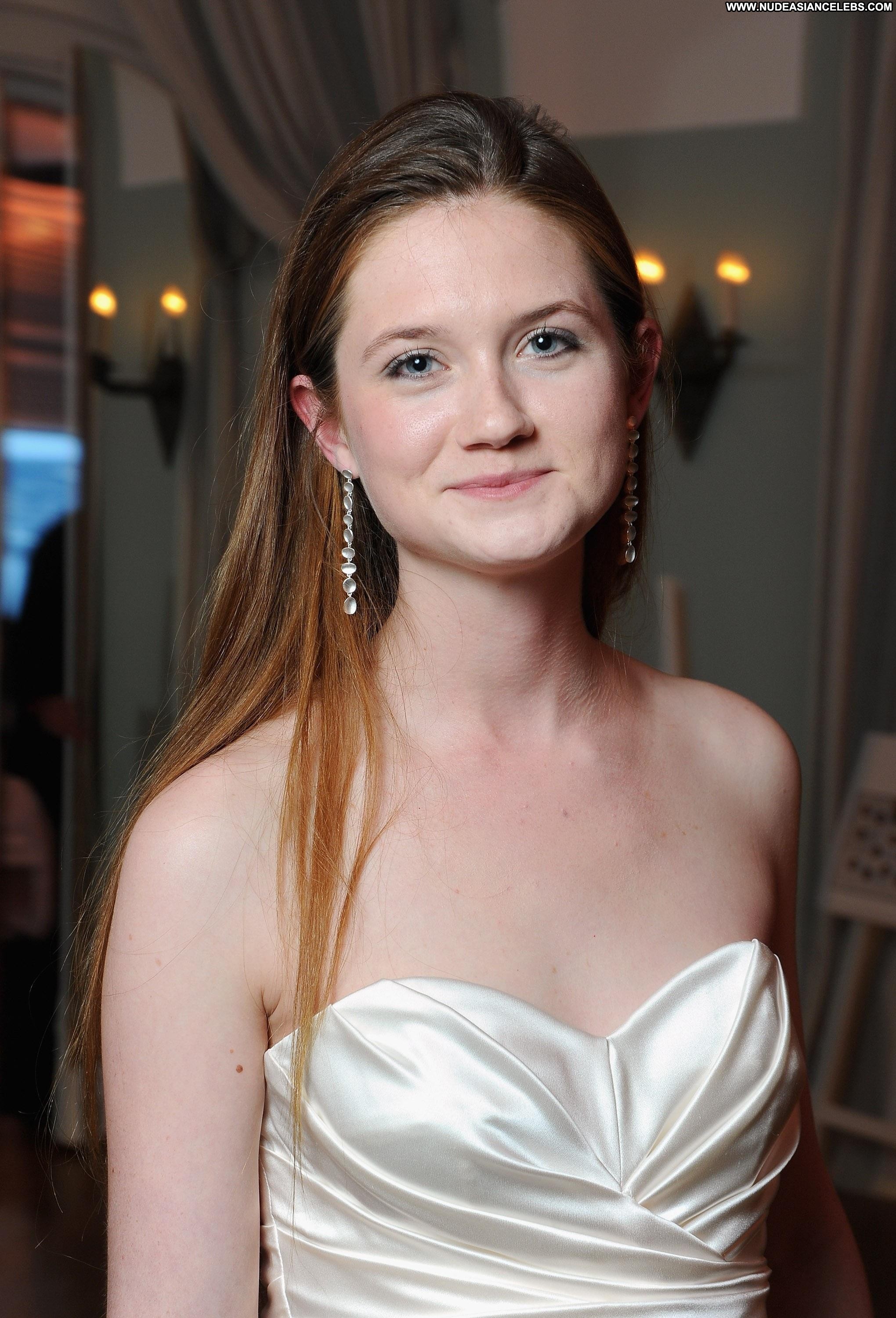 Sexy Bonnie Wright