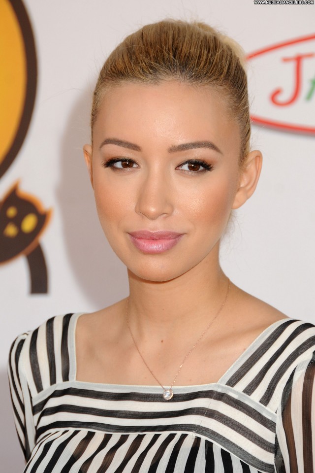 Christian Serratos Philadelphia Cute Sultry Nice Celebrity Sexy