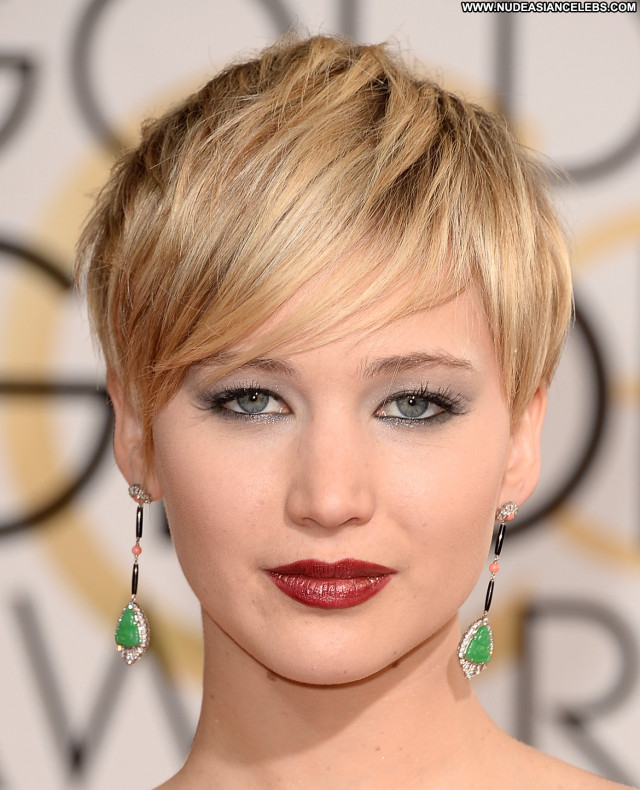 Jennifer Lawrence Golden Globe Awards Celebrity Pretty Nice Posing