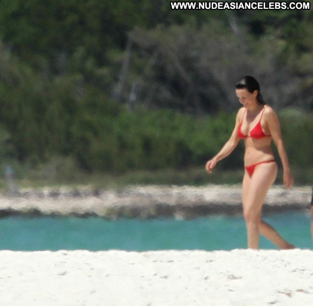 Carla Gugino No Source  Posing Hot Bikini Babe Celebrity Beach