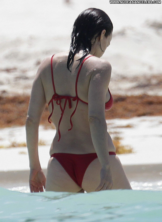 Carla Gugino No Source Babe Beach Posing Hot Beautiful Bikini