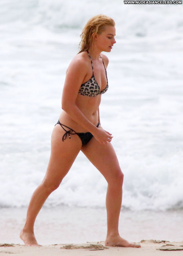 Margot Robbie The Beach Bikini Posing Hot Celebrity Beautiful Babe
