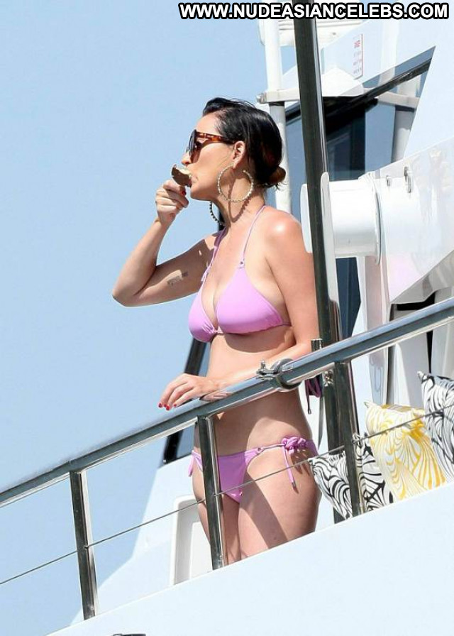 Katy Perry No Source Candids Babe Posing Hot Bikini Beautiful