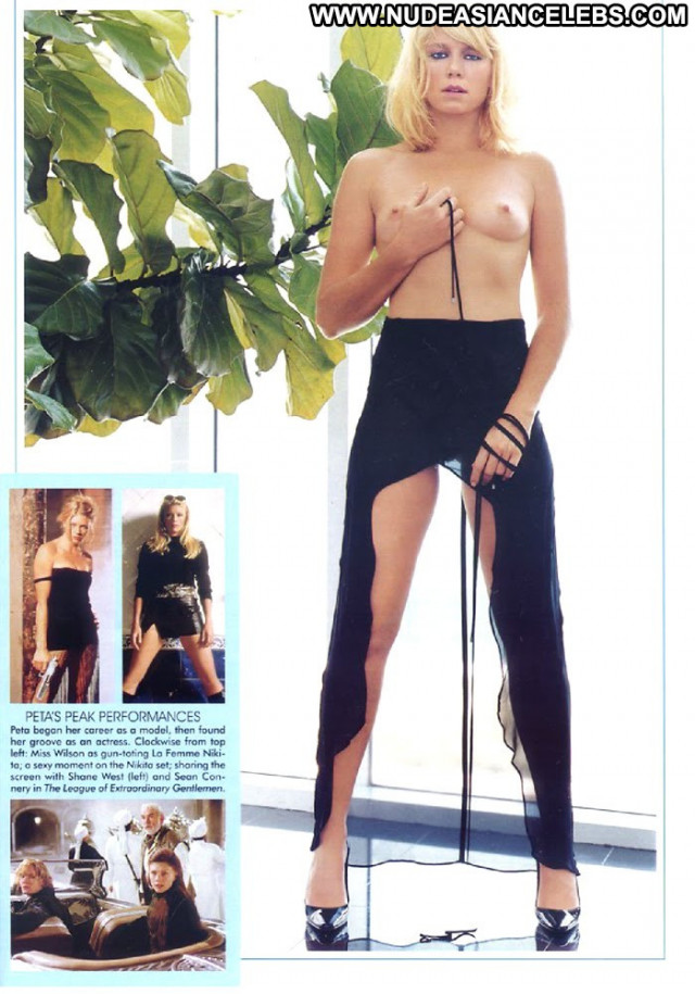 Peta Wilson La Femme Nikita Legs Celebrity Posing Hot Actress Babe