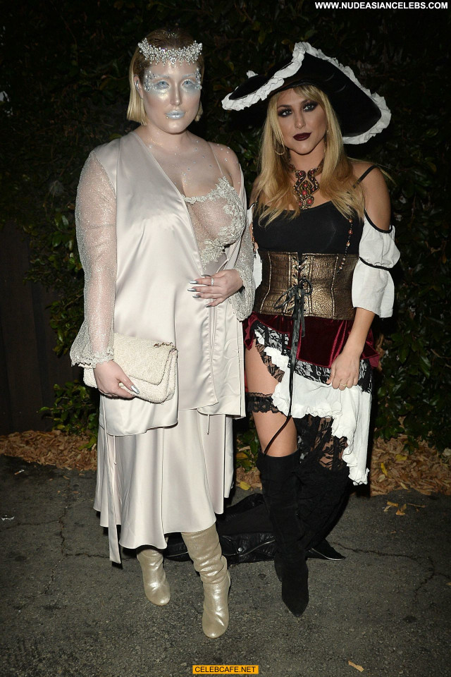 Hayley Hasselhoff Halloween Party Babe Posing Hot Celebrity Party