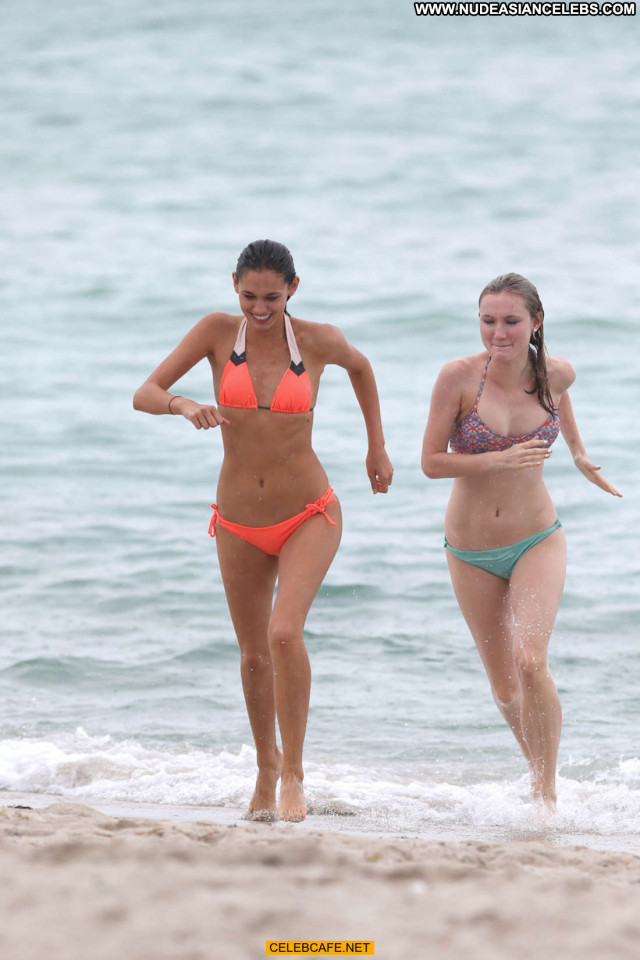 Brittany Gonzales Miami Beach Orange Beach Beautiful Posing Hot Babe