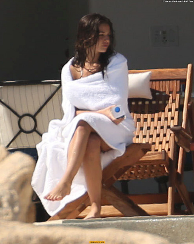 Danielle Campbell No Source  Pool Babe Beautiful Posing Hot Celebrity