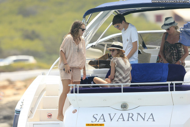 Millie Mackintosh No Source Yacht Celebrity Beautiful Toples Babe
