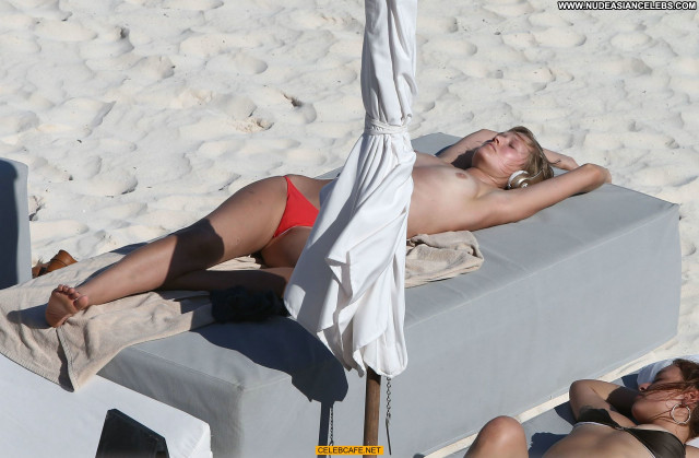 Toni Garrn The Beach Beautiful Celebrity Babe Posing Hot Topless