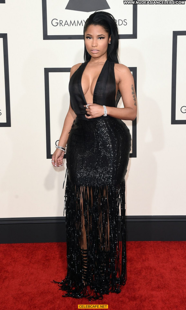 Nicki Minaj Grammy Awards  Cleavage Celebrity Beautiful Awards Posing