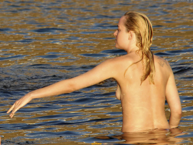 Dakota Johnson No Source  Toples Posing Hot Italy Topless Beautiful