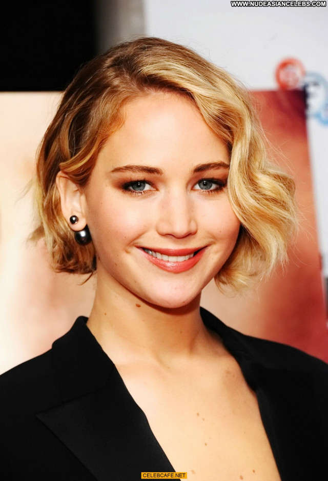 Jennifer Lawrence No Source Posing Hot London Celebrity Babe Beautiful