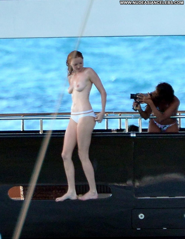 Lily Cole Less Than Perfect Big Tits Breasts Actress Model Celebrity