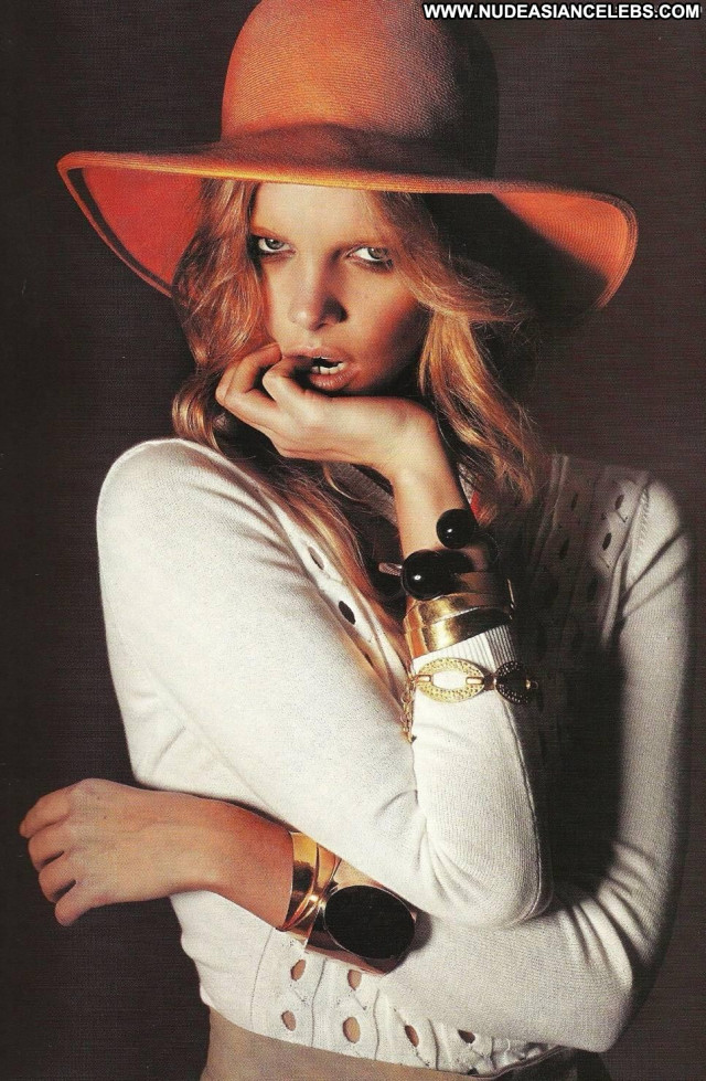 Marloes Horst French Magazine Breasts Beautiful Shorts French