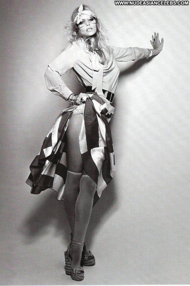 Marloes Horst French Magazine Model Posing Hot Shorts Hat Babe