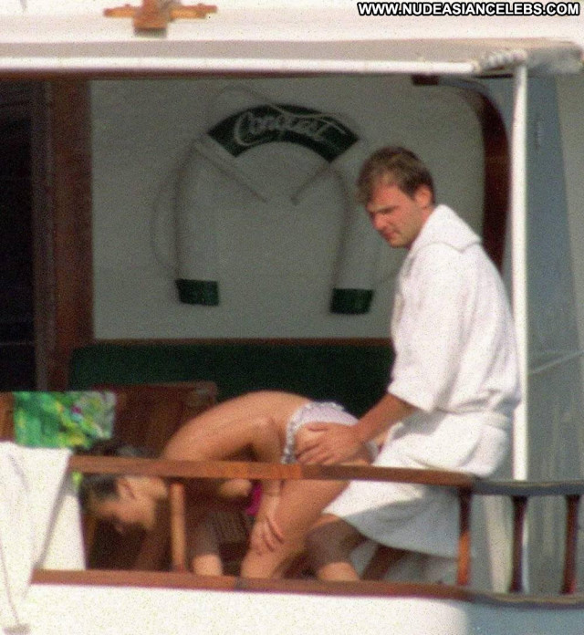 Catherine Zeta Jones Mask Of Zorro  Posing Hot Yacht Topless Toples