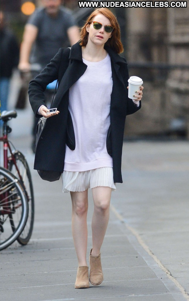 Emma Stone No Source Posing Hot Paparazzi Babe Celebrity Nyc Beautiful