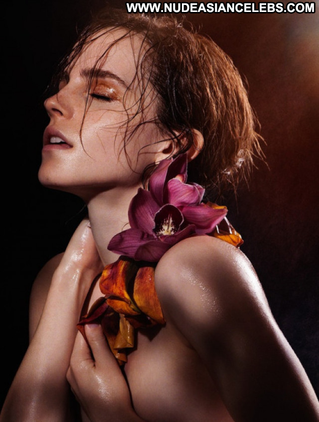 Emma Watson No Source Bar Reality Hollywood Posing Hot Glamour Nude