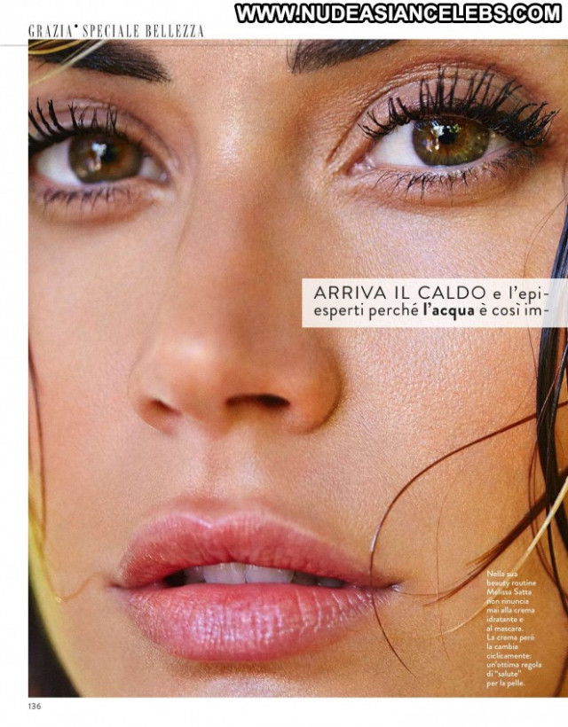 Melissa Satta Celebrity Posing Hot Beautiful Magazine Paparazzi Italy