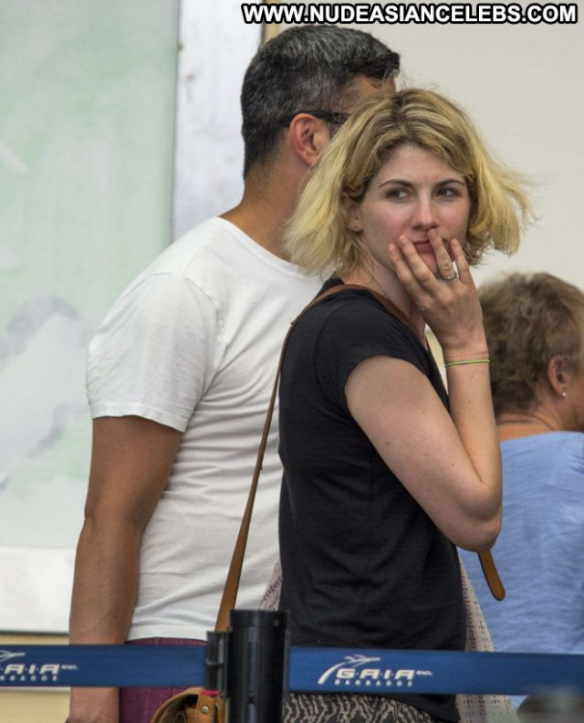 Jodie Whittaker No Source Paparazzi Bar Posing Hot Beautiful