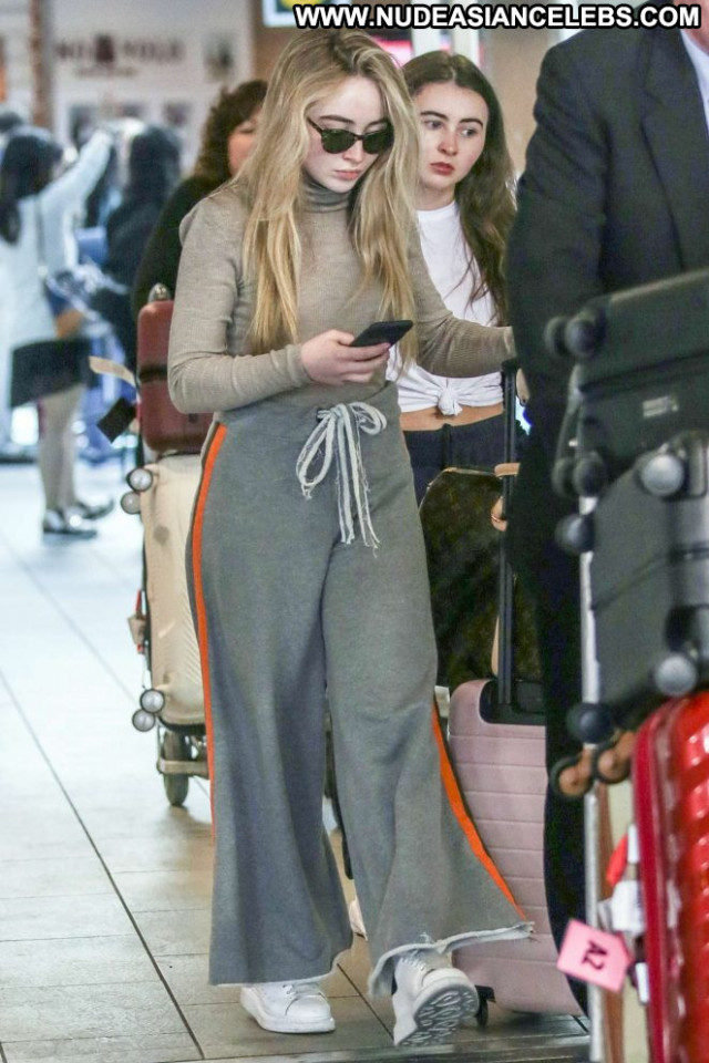 Sabrina Carpenter No Source Beautiful Car Paparazzi Posing Hot Babe