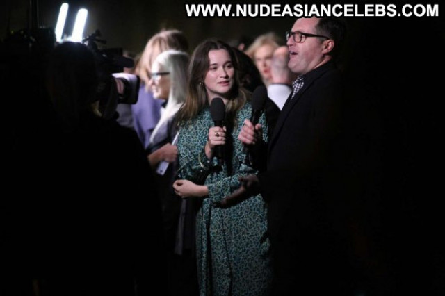 Alice Englert Top Of The Lake Lake Beautiful Paparazzi Celebrity