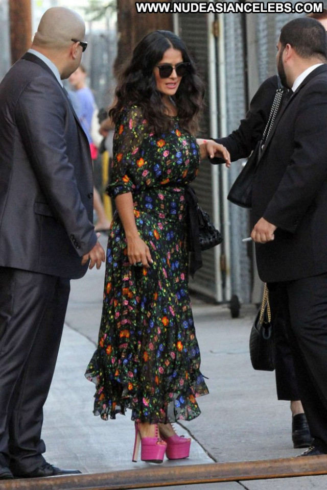 Salma Hayek Jimmy Kimmel Live Beautiful Posing Hot Los Angeles