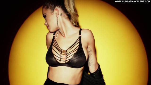 Rita Ora Topless Photoshoot Coach Toples Celebrity Beautiful Magazine