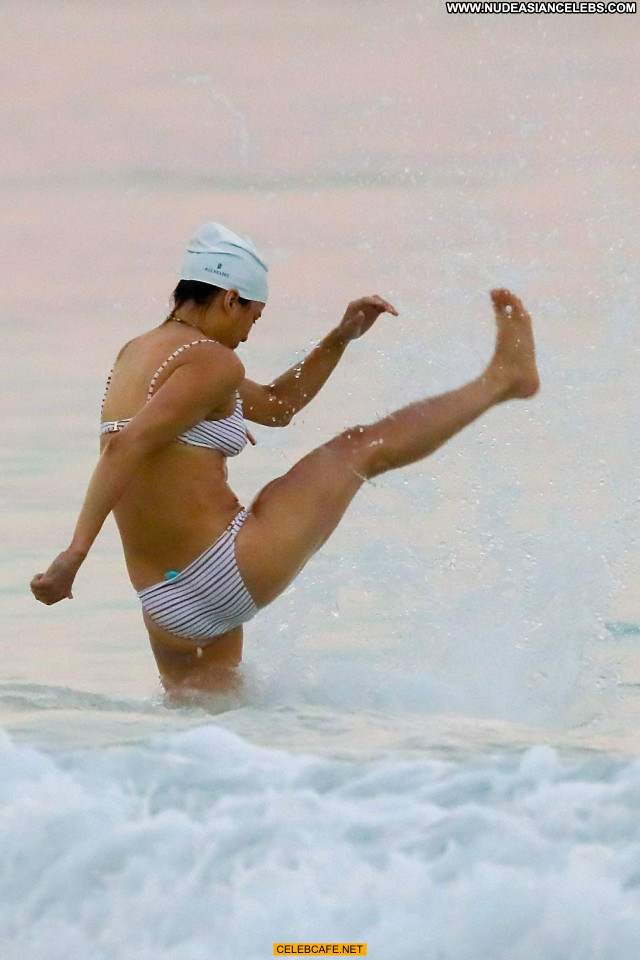 Michelle Rodriguez No Source Celebrity Posing Hot Nipple Slip