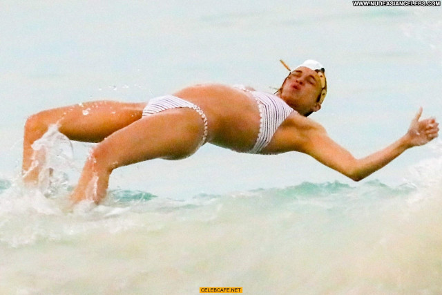 Michelle Rodriguez No Source Babe Nipple Slip Celebrity Mexico