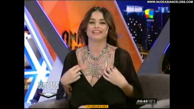 Vitto Saravia Tv Show Posing Hot Tv Show Celebrity Boob Slip