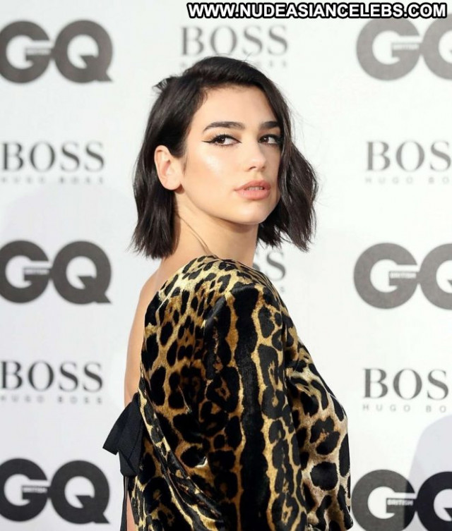 Dua Lipa Gq Men Of The Year Awards In Celebrity Awards Posing Hot