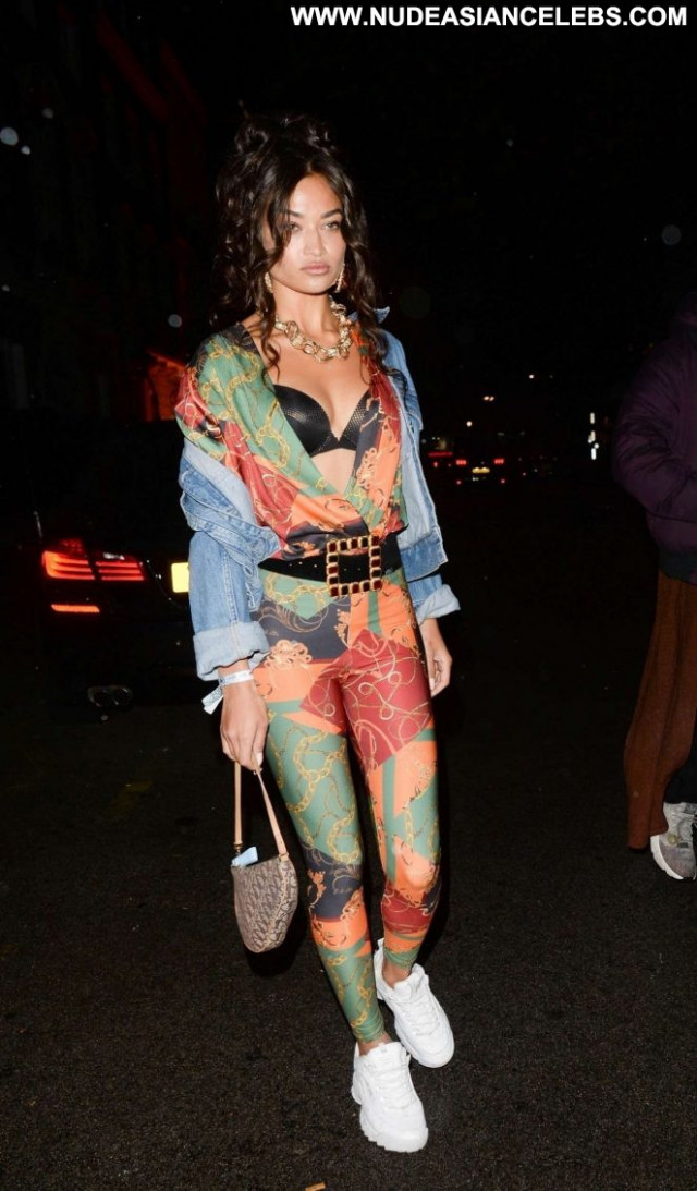 Shanina Shaik Halloween Party Posing Hot London Party Celebrity