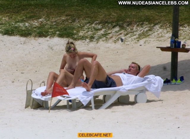 Natalie Appleton No Source Topless Celebrity Toples Beach Posing Hot