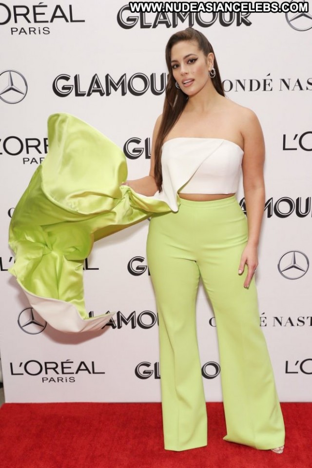 Ashley Graham Glamour Women Paparazzi Glamour Awards Nyc Posing Hot