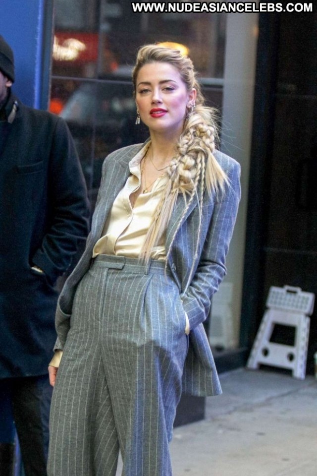 Amber Heard Good Morning America Paparazzi Babe Beautiful Nyc Posing