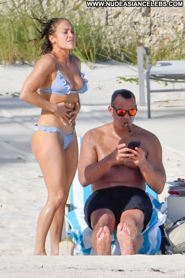 Jennifer Lopez The Beach Paparazzi Beautiful Bikini The Bahamas