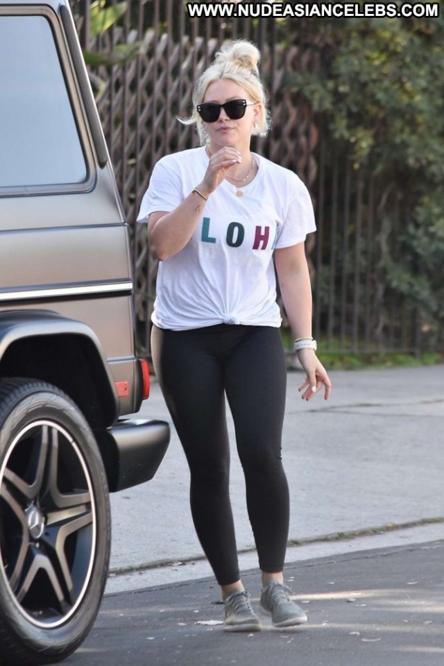 Hillary Duff Studio City Posing Hot Beautiful Paparazzi Black Babe